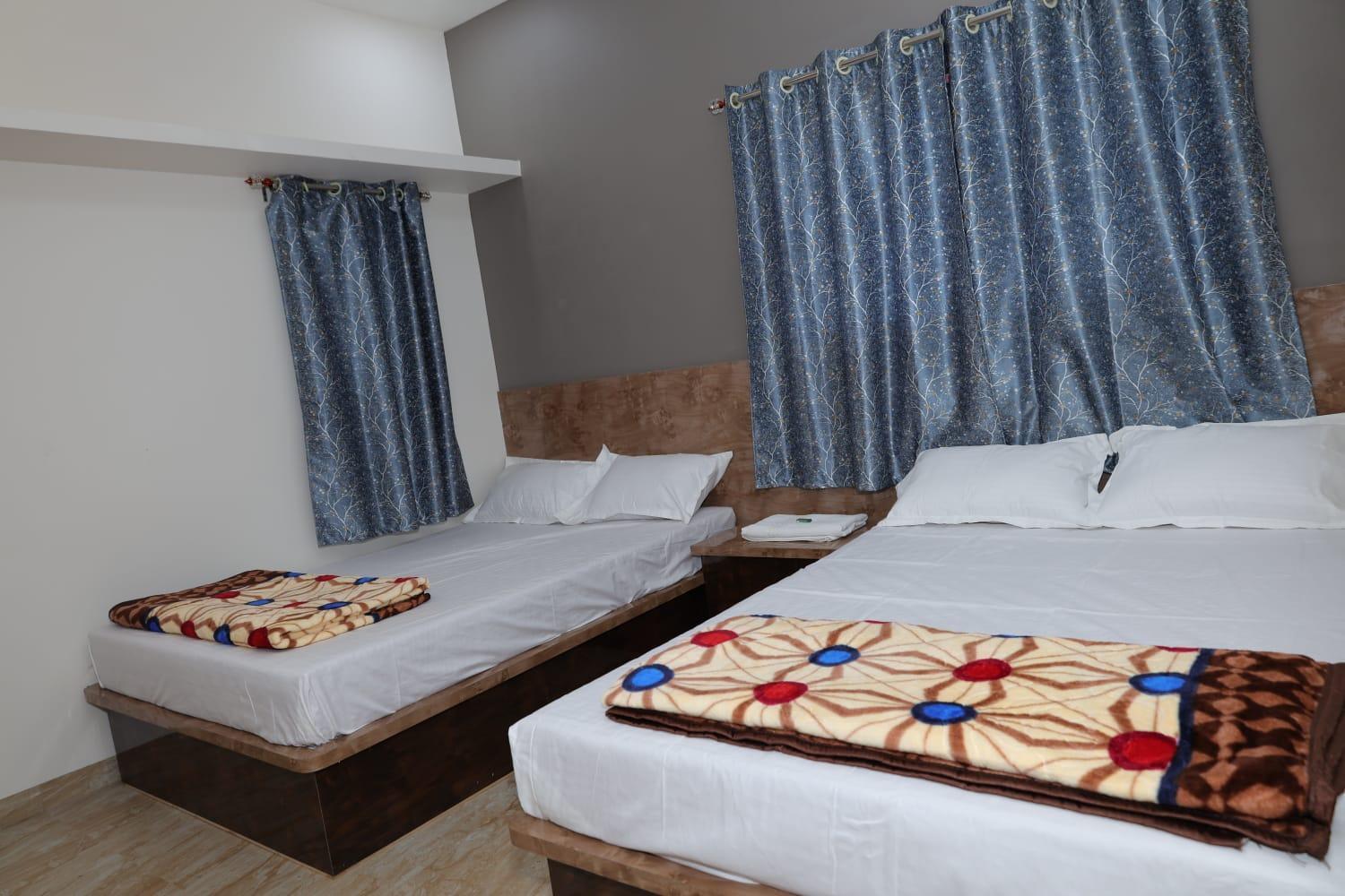 Hotel Shree Jyotirlinga Residency Ellora Esterno foto