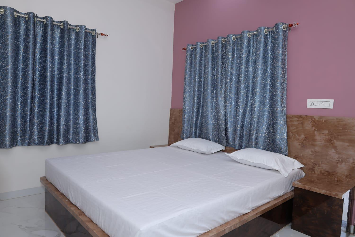 Hotel Shree Jyotirlinga Residency Ellora Esterno foto