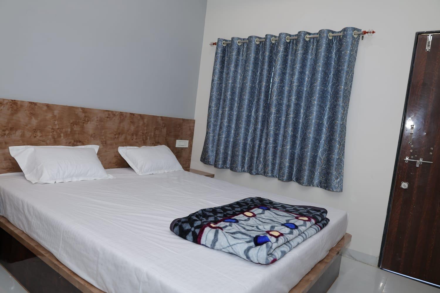Hotel Shree Jyotirlinga Residency Ellora Esterno foto