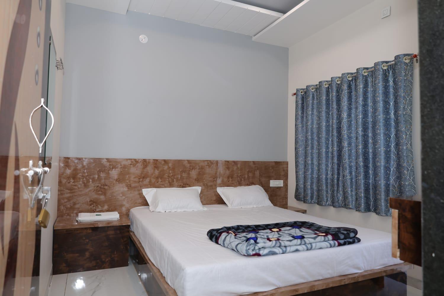 Hotel Shree Jyotirlinga Residency Ellora Esterno foto